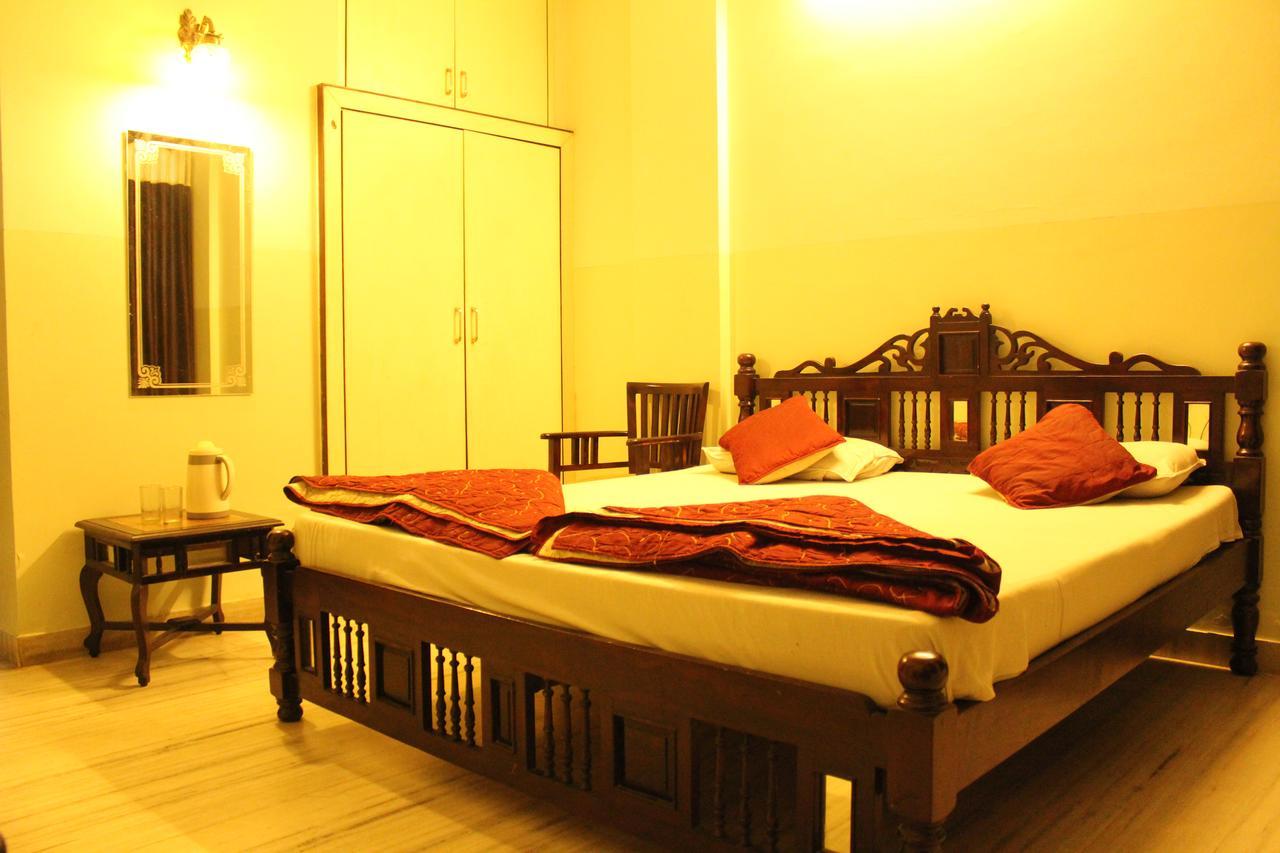 Chit Chat Guest House Джайпур Екстериор снимка