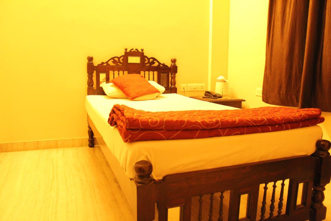Chit Chat Guest House Джайпур Екстериор снимка