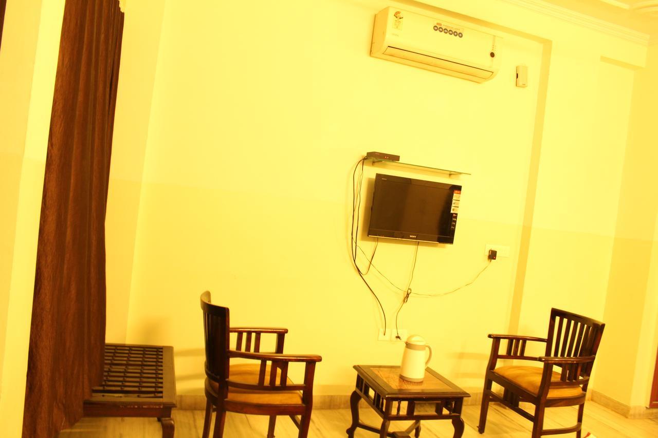 Chit Chat Guest House Джайпур Екстериор снимка