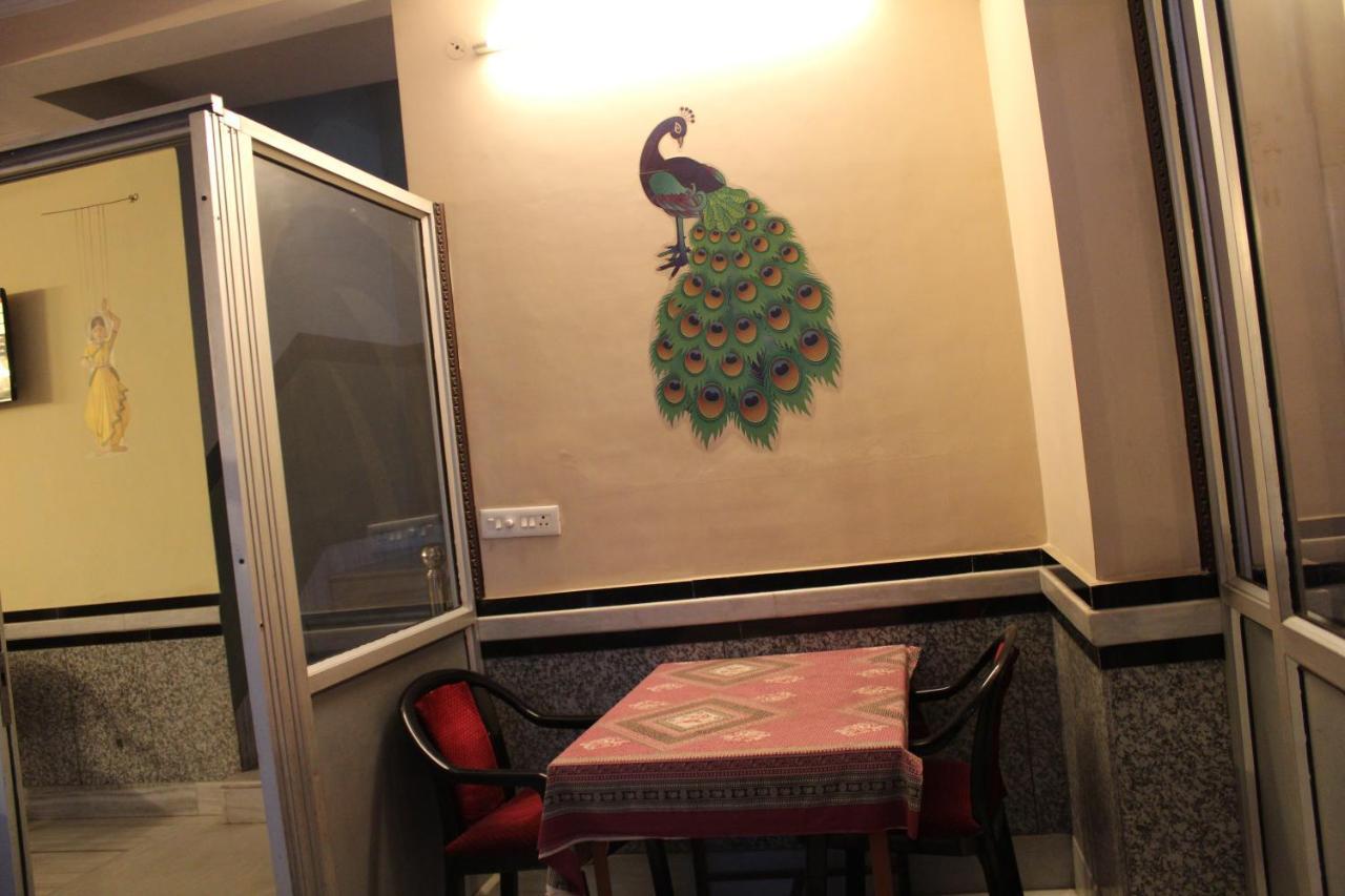 Chit Chat Guest House Джайпур Екстериор снимка