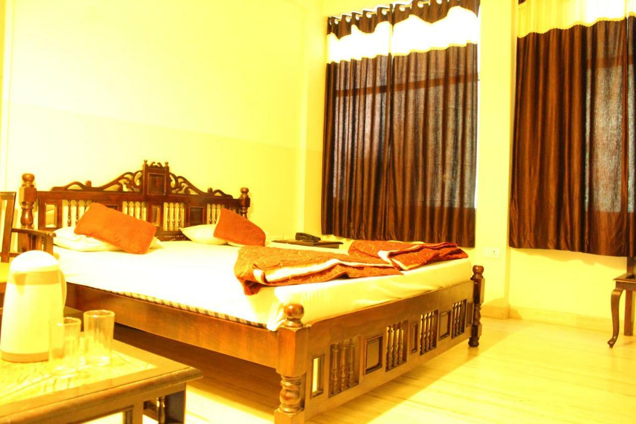 Chit Chat Guest House Джайпур Екстериор снимка