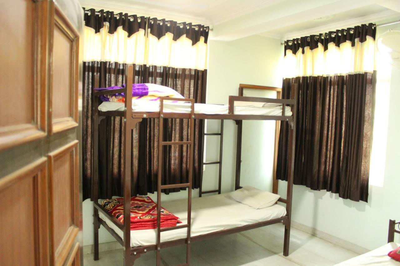 Chit Chat Guest House Джайпур Екстериор снимка