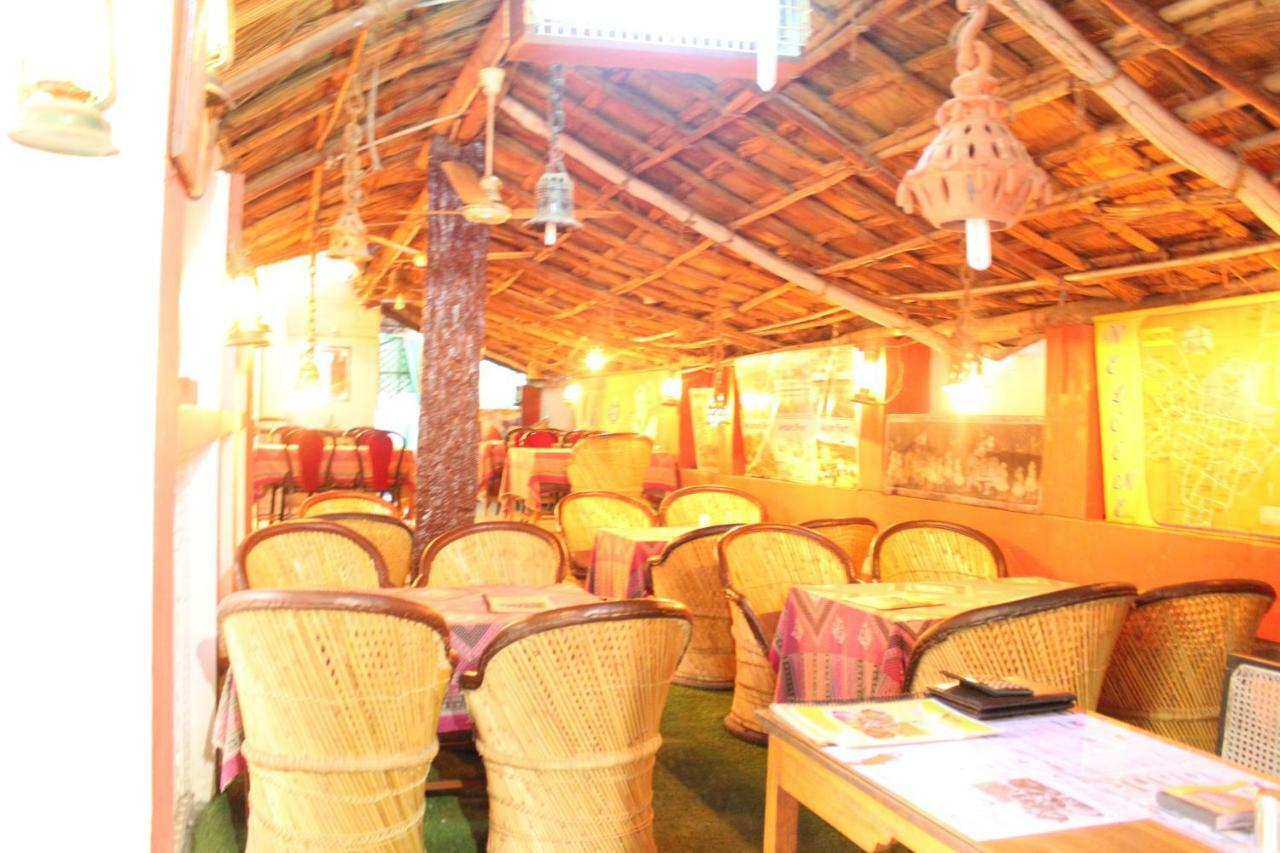 Chit Chat Guest House Джайпур Екстериор снимка
