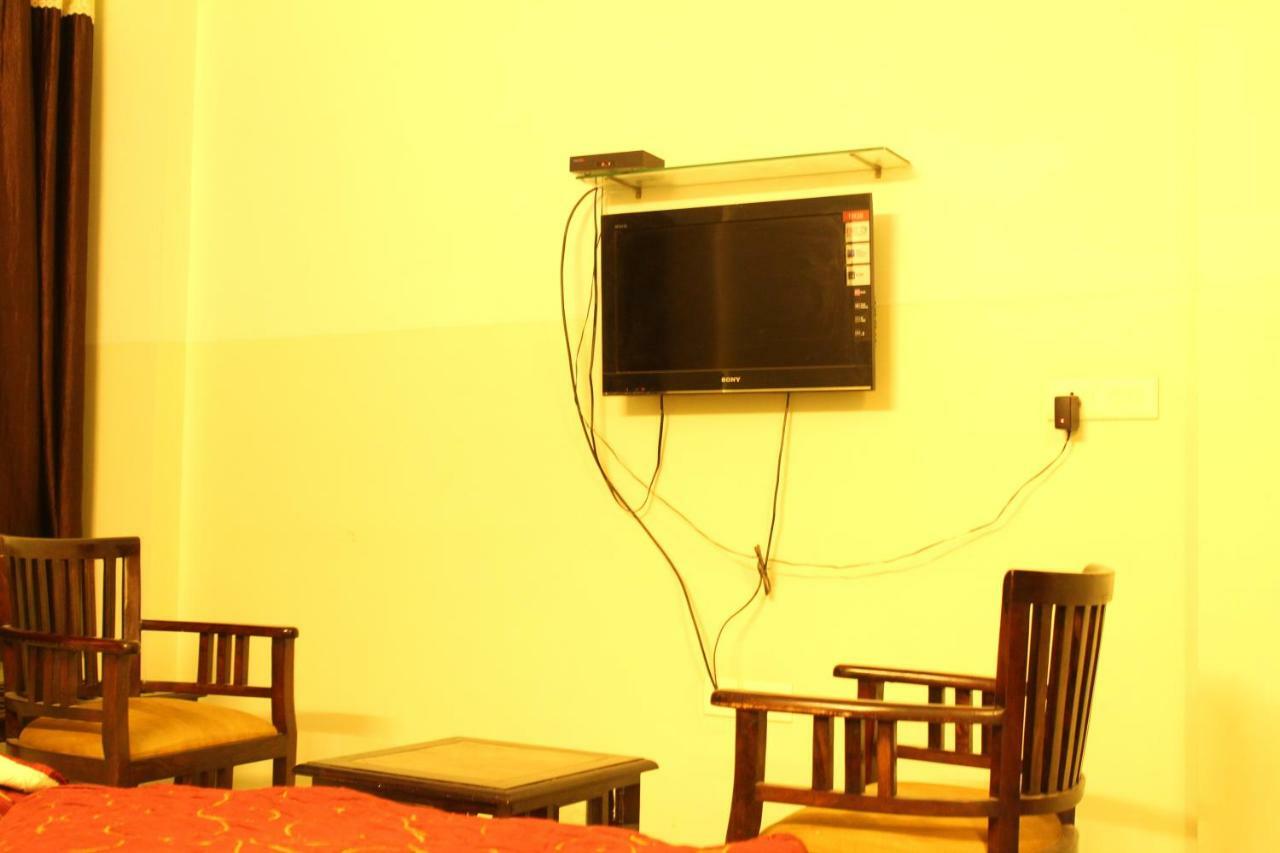 Chit Chat Guest House Джайпур Екстериор снимка